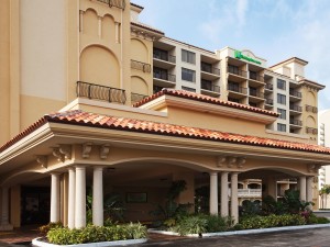 holiday-inn-hotel-and-suites-clearwater-beach-2532707583-4x3
